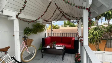 Craftsman-Style Bungalow Just Leased