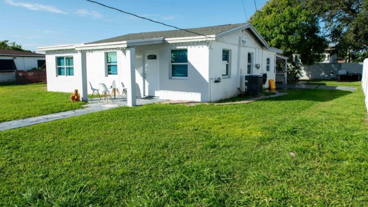 Single Family Home / Sold