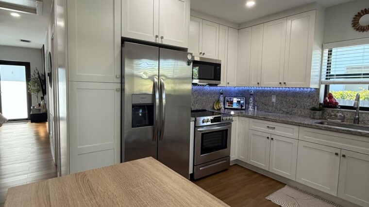 Beautiful Small House Just Leased